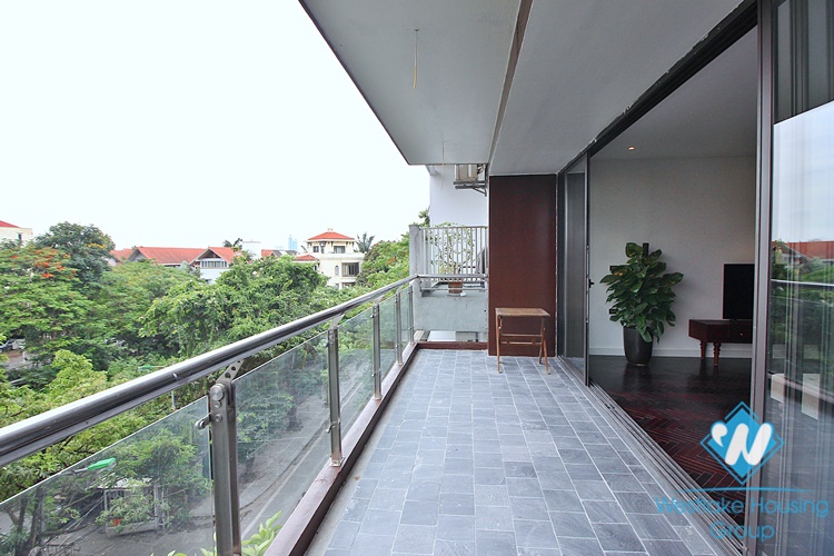 Renovated 4 bedrooms apartment for rent in Xom Phu - Dang Thai Mai, Tay Ho
