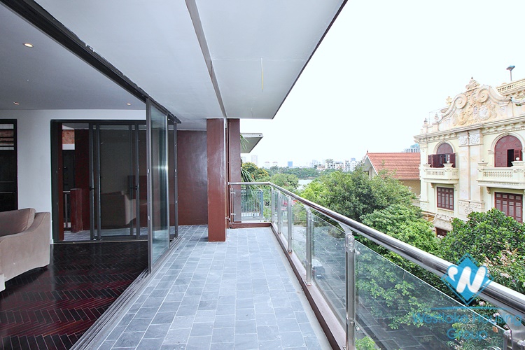Renovated 4 bedrooms apartment for rent in Xom Phu - Dang Thai Mai, Tay Ho