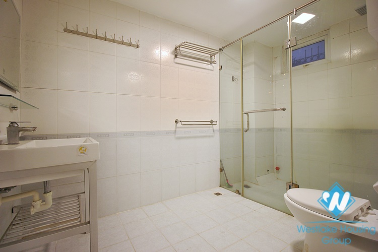Renovated three bedrooms house for rent in Tu Hoa, Tay Ho