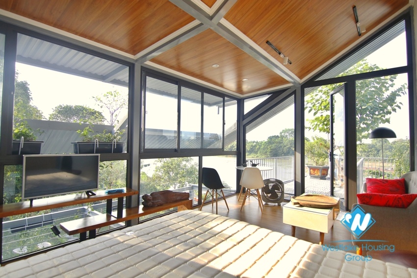 Riverside garden house for rent in Ngoc Thuy Long Bien