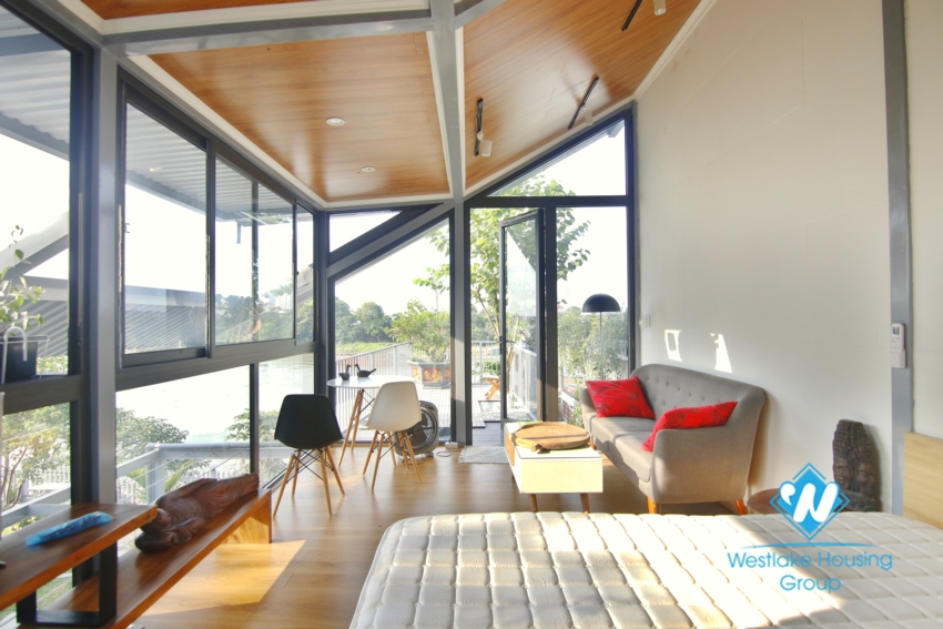 Riverside garden house for rent in Ngoc Thuy Long Bien