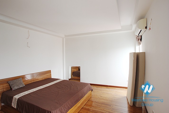Lake view apartment with separate bedroom for rent in Yen Phu village