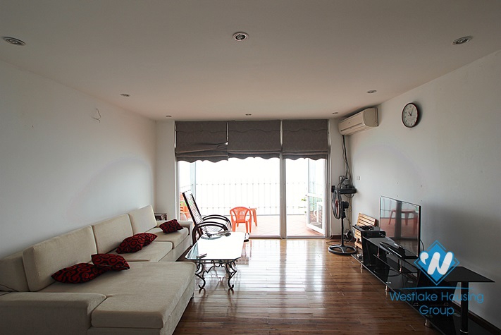 Lake view apartment with separate bedroom for rent in Yen Phu village
