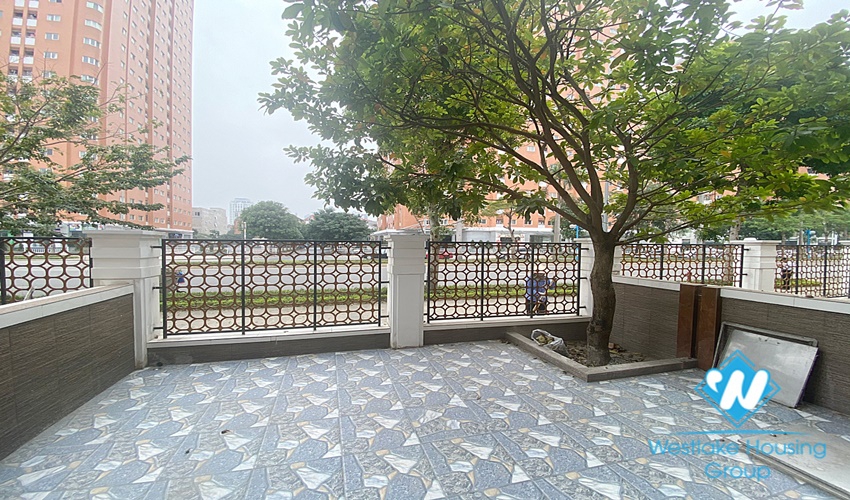 Beautiful 4 bedroom house with for rent in Start lake, Tay Ho, Hanoi