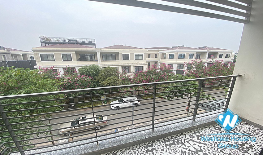 Beautiful 4 bedroom house with for rent in Start lake, Tay Ho, Hanoi