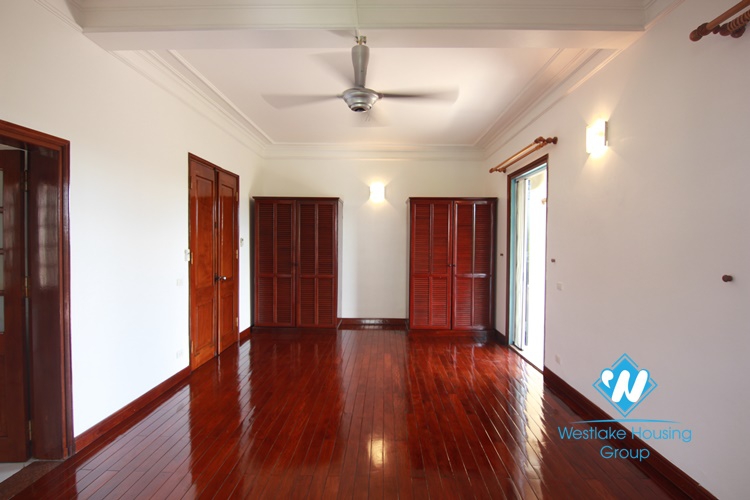 Beautiful house for rent in Dang Thai Mai alley, quite and full of natural light