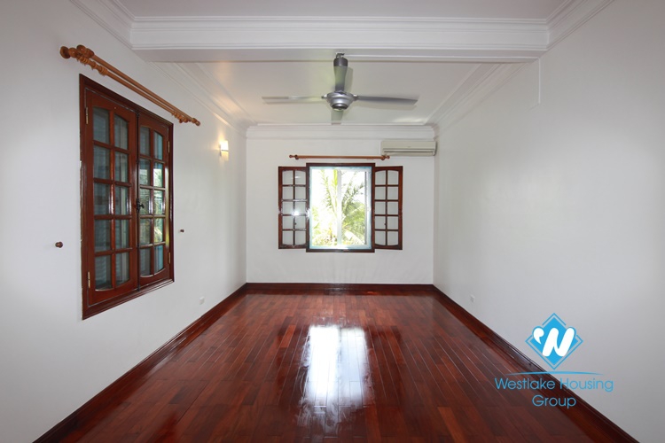 Beautiful house for rent in Dang Thai Mai alley, quite and full of natural light