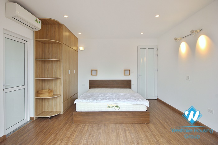 A new and bright 3 bedroom apartment for rent in Tay ho, Ha noi