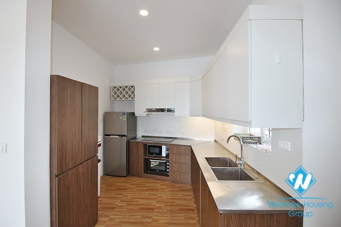 A new and bright 3 bedroom apartment for rent in Tay ho, Ha noi