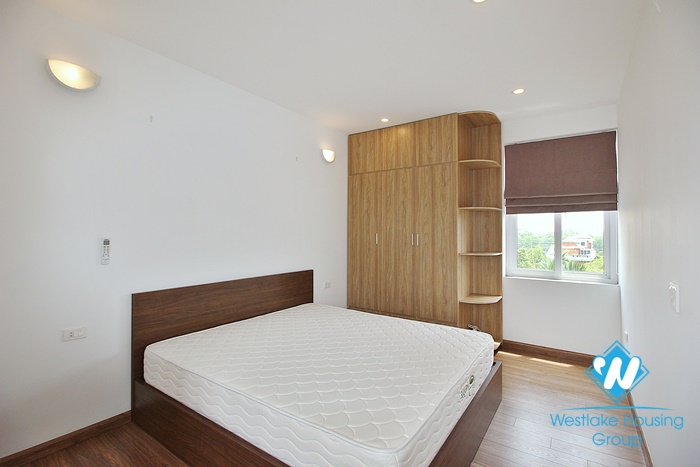 A new and bright 3 bedroom apartment for rent in Tay ho, Ha noi