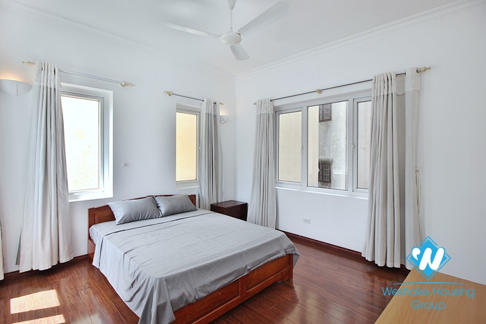 A super good deal for 2 bedroom apartment for rent in Tay ho, Ha noi