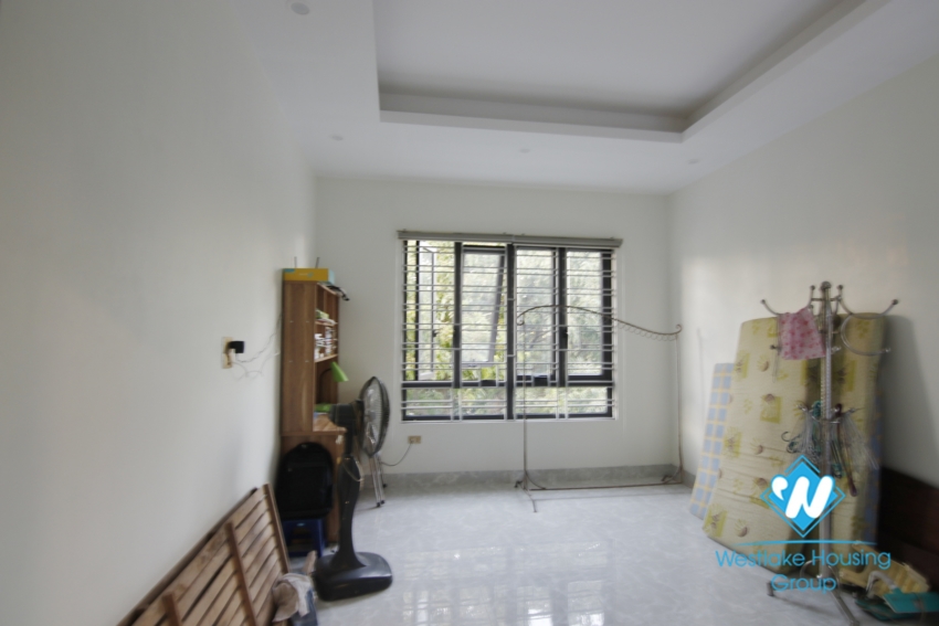 Three bedroom house for rent in Ngoc Thuy near French international school.