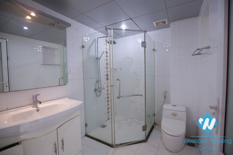A pretty four bedrooms house for rent in Dang Thai Mai area, Tay Ho