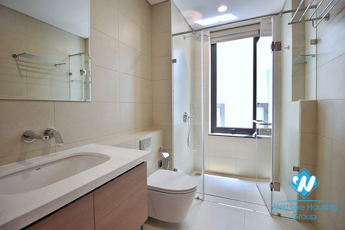 Beautiful and modern 1 bedroom apartment for rent in Tay ho, Hanoi