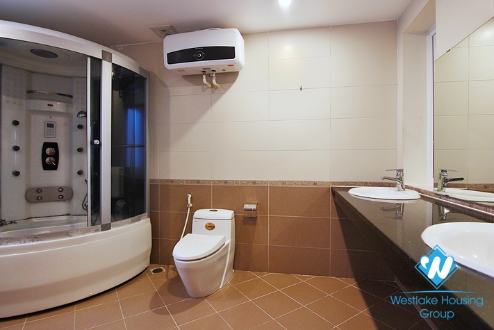 Cosy lake view apartment for rent in Westlake area, Hanoi