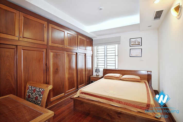 Cheap 2 bedrooms apartment with lake view for rent in Tay Ho, Hanoi 