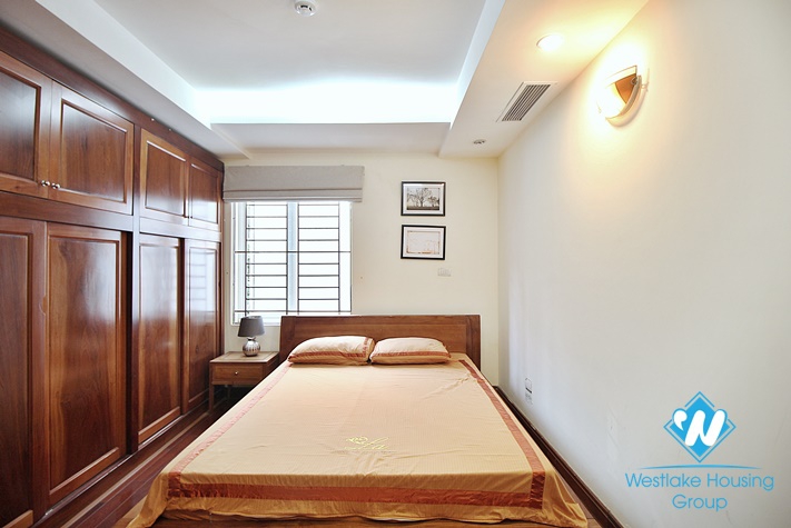 Cheap 2 bedrooms apartment with lake view for rent in Tay Ho, Hanoi 