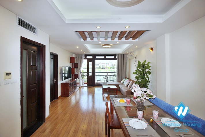 Cheap 2 bedrooms apartment with lake view for rent in Tay Ho, Hanoi 