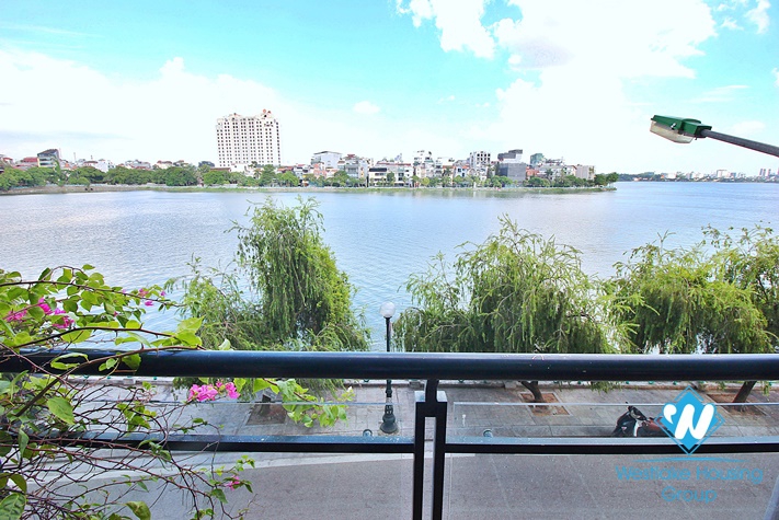 Cheap 2 bedrooms apartment with lake view for rent in Tay Ho, Hanoi 