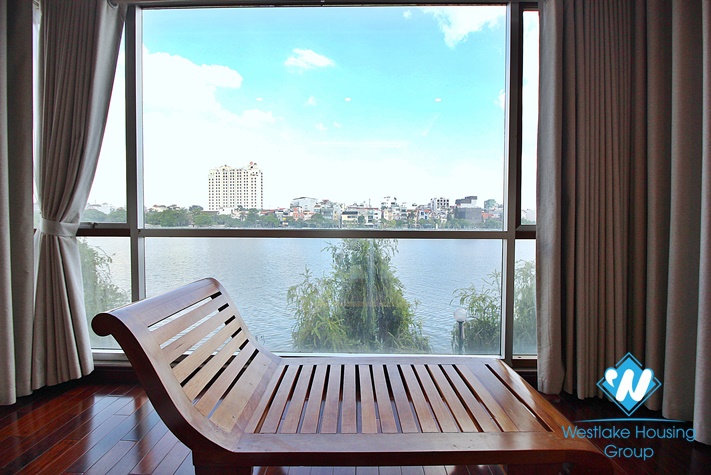 Cheap 2 bedrooms apartment with lake view for rent in Tay Ho, Hanoi 