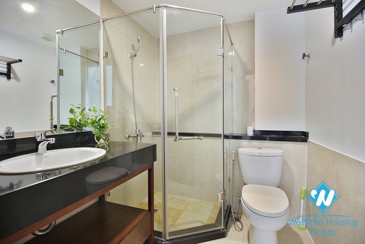 Lakeside three bed apartment for rent in Tay Ho, Hanoi