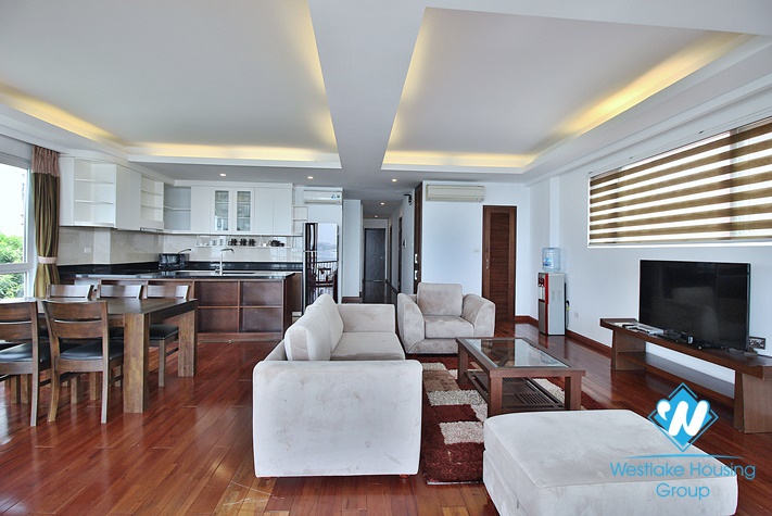 Lakeside three bed apartment for rent in Tay Ho, Hanoi