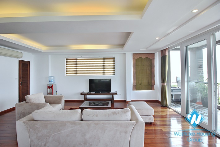 Lakeside three bed apartment for rent in Tay Ho, Hanoi