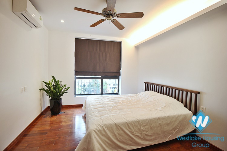 A spacious 03 bedrooms apartment for rent in Tu Hoa st, Tay Ho