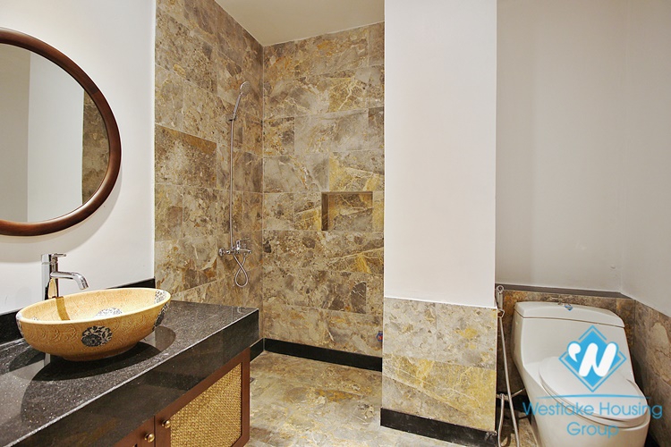 A spacious 03 bedrooms apartment for rent in Tu Hoa st, Tay Ho