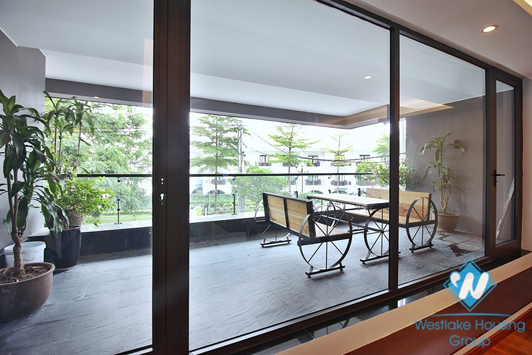 A spacious 03 bedrooms apartment for rent in Tu Hoa st, Tay Ho