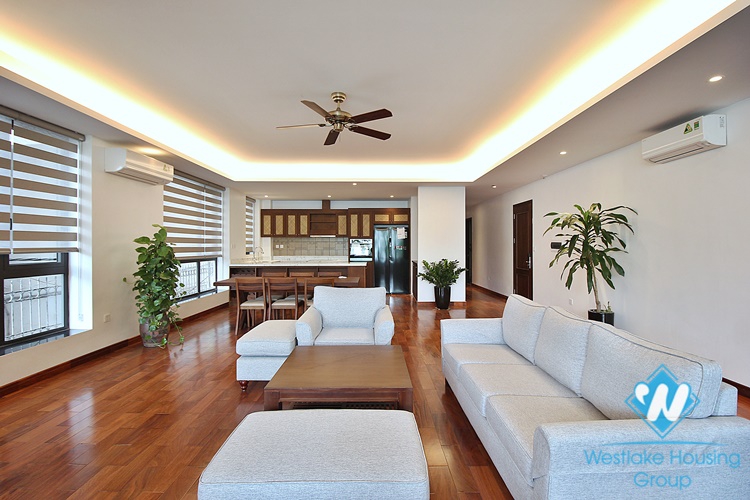 A spacious 03 bedrooms apartment for rent in Tu Hoa st, Tay Ho