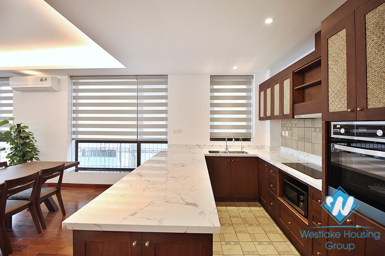 A spacious 03 bedrooms apartment for rent in Tu Hoa st, Tay Ho