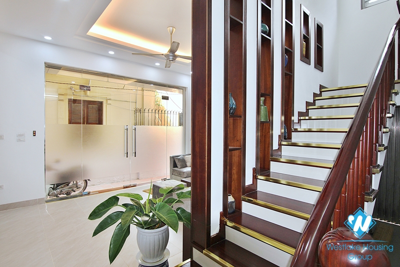 Brandnew 5 bedroom house for rent in Tay Ho, Ha Noi