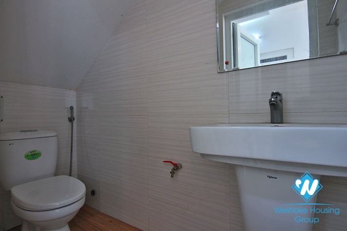 A new and cheap house for rent in An Duong, Tay Ho, Ha Noi