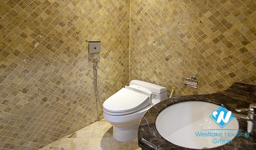 Golf and lake view 4 bedroom apartment for rent in L1 building, Ciputra, Tay Ho