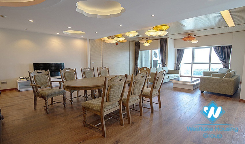 Golf and lake view 4 bedroom apartment for rent in L1 building, Ciputra, Tay Ho