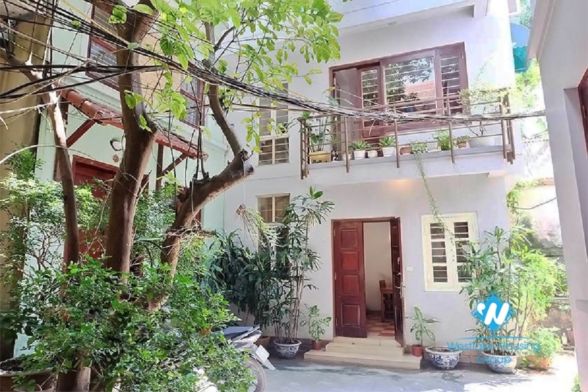 2 bedroom house for rent in Tran Quoc Toan Hoan Kiem street