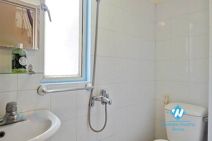 2 bedroom house for rent in Tran Quoc Toan Hoan Kiem street