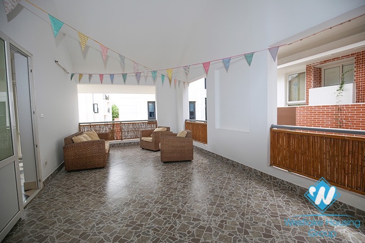Gorgeous house with front yard and top terrace and lake view for rent in Tay Ho, Hanoi