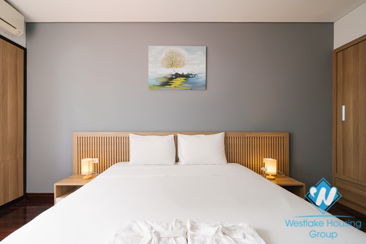 A pretty 2 bedrooms apartment for rent in Kim Ma street, Ba Dinh