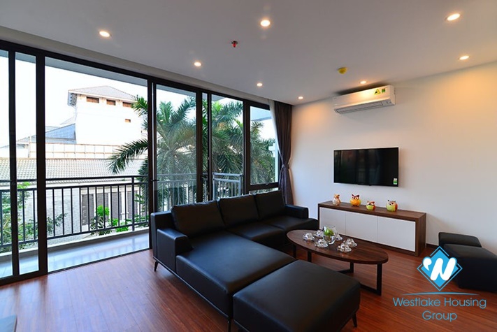 New and beautiful three bedrooms apartment for rent in Nghi Tam village, Tay Ho district, Ha Noi.