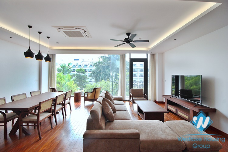 Lake view, new three bedrooms apartment for lease in Tu Hoa st, Tay Ho