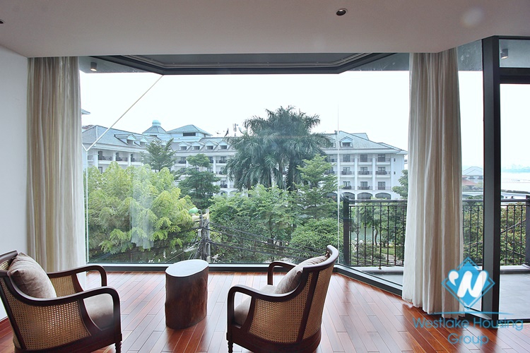 Lake view, new three bedrooms apartment for lease in Tu Hoa st, Tay Ho