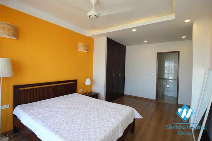 A big size apartment with 4 bedrooms on To Ngoc Van st, Tay Ho District 