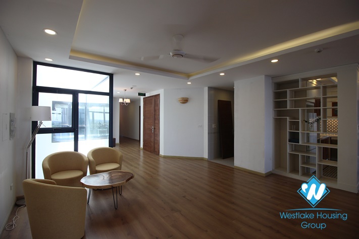 A big size apartment with 4 bedrooms on To Ngoc Van st, Tay Ho District 