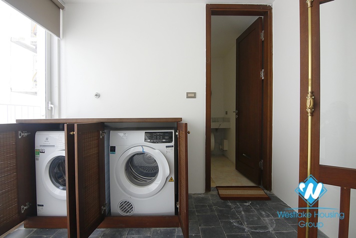 Large and high quality apartment with 4 bedrooms for rent in To Ngoc Van st, Tay Ho District 