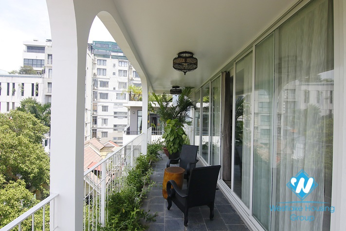 Large and high quality apartment with 4 bedrooms for rent in To Ngoc Van st, Tay Ho District 