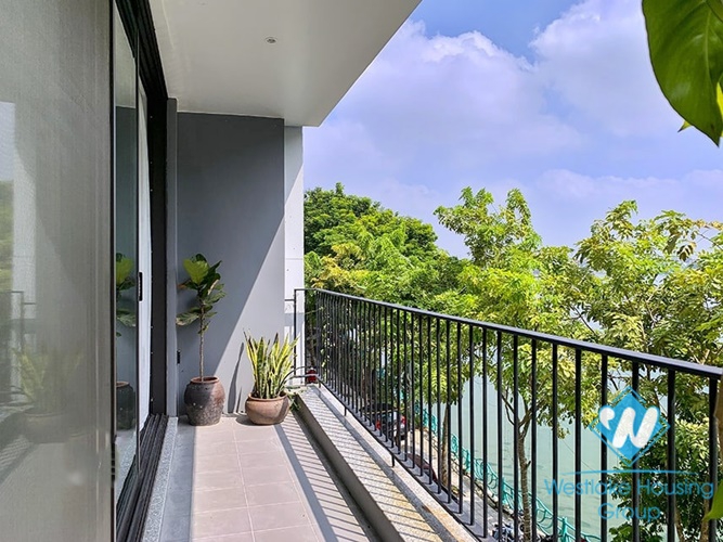 Lake view 02 bedrooms apartment in Nhat Chieu st, Tay Ho, Hanoi