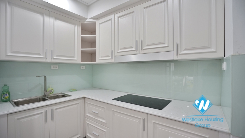 A nice and new 4 bedroom apartment for rent in Ba dinh, Ha noi