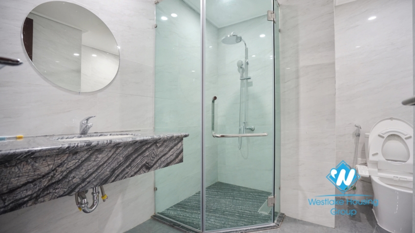 A nice and new 4 bedroom apartment for rent in Ba dinh, Ha noi